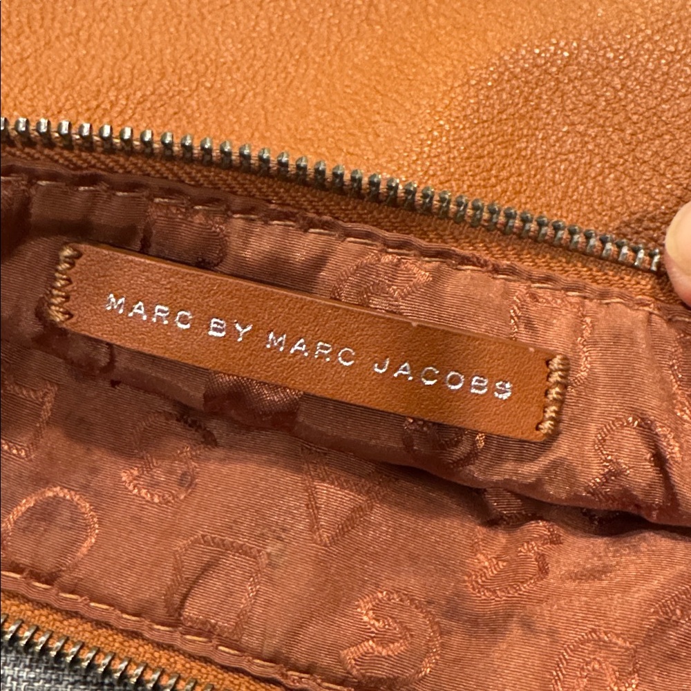 Marc Jacobs Bag Totally Turnlock Brown Leather Crossbody - Picture 14 of 17